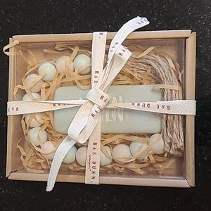 Rae Dunn Farmhouse Beads & Garland